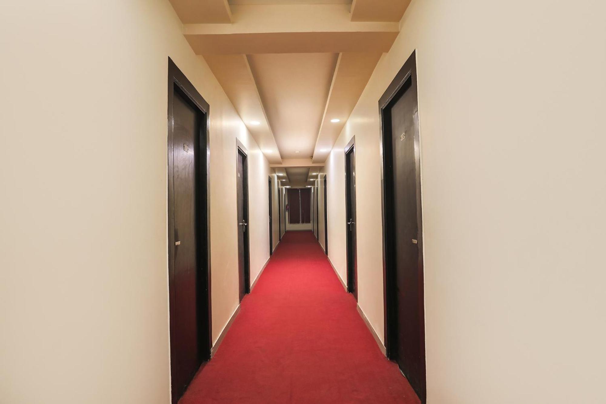 Fabhotel The Diamond Ghaziabad Esterno foto