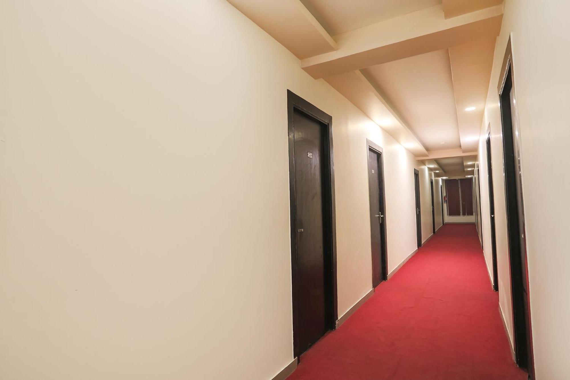 Fabhotel The Diamond Ghaziabad Esterno foto
