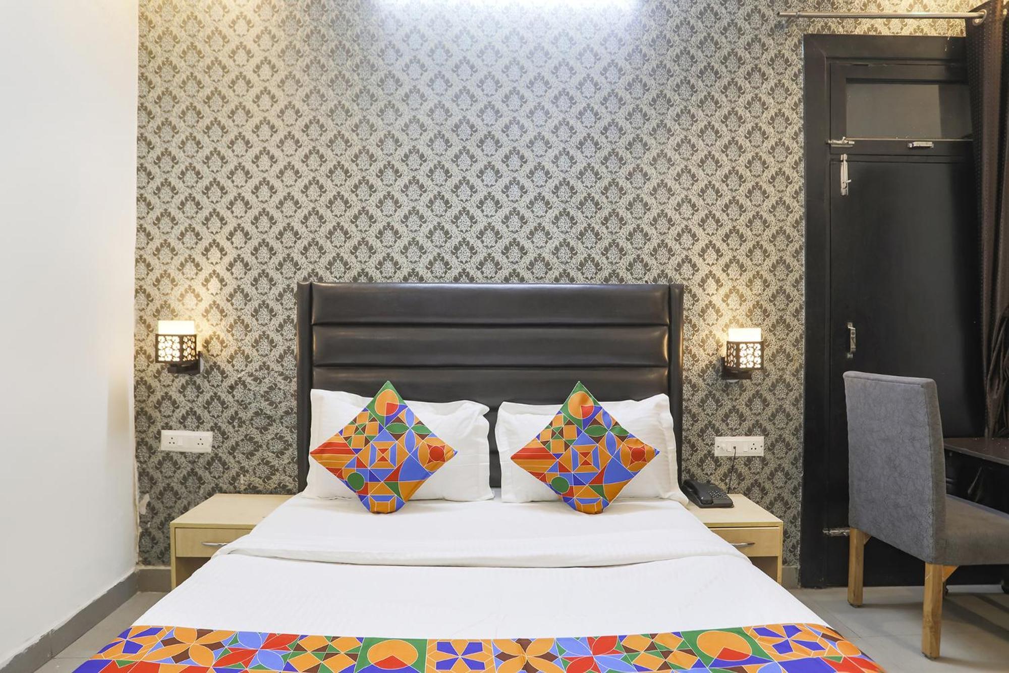 Fabhotel The Diamond Ghaziabad Esterno foto