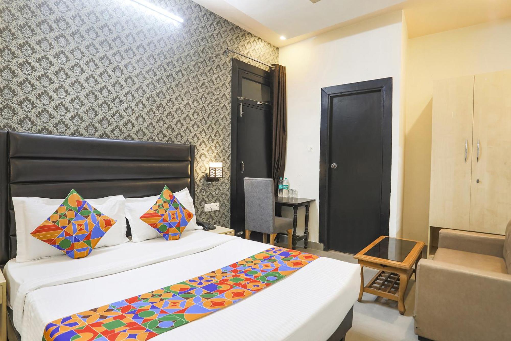 Fabhotel The Diamond Ghaziabad Esterno foto